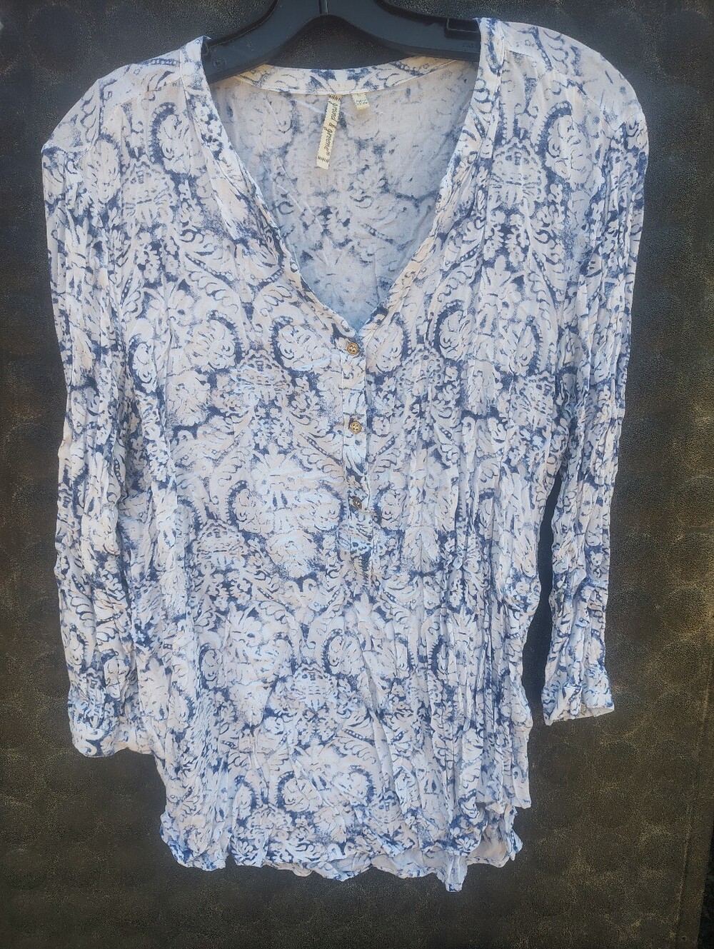 grand & greene Blue Paisley V-Neck Tunic